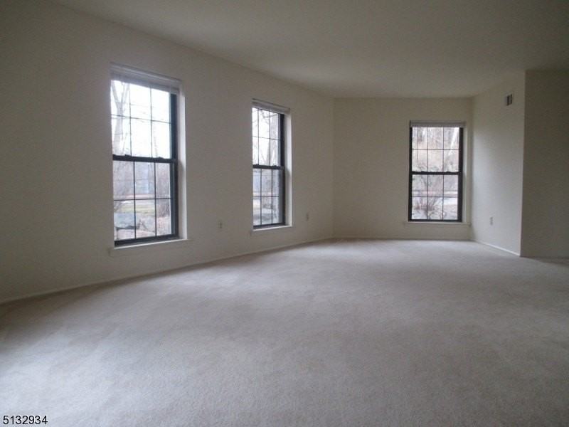 181 Long Hill Road #8 - Photo 4 of 15