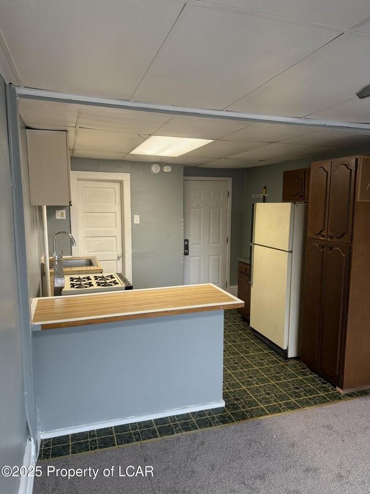 71 E Main St - Photo 2 of 5