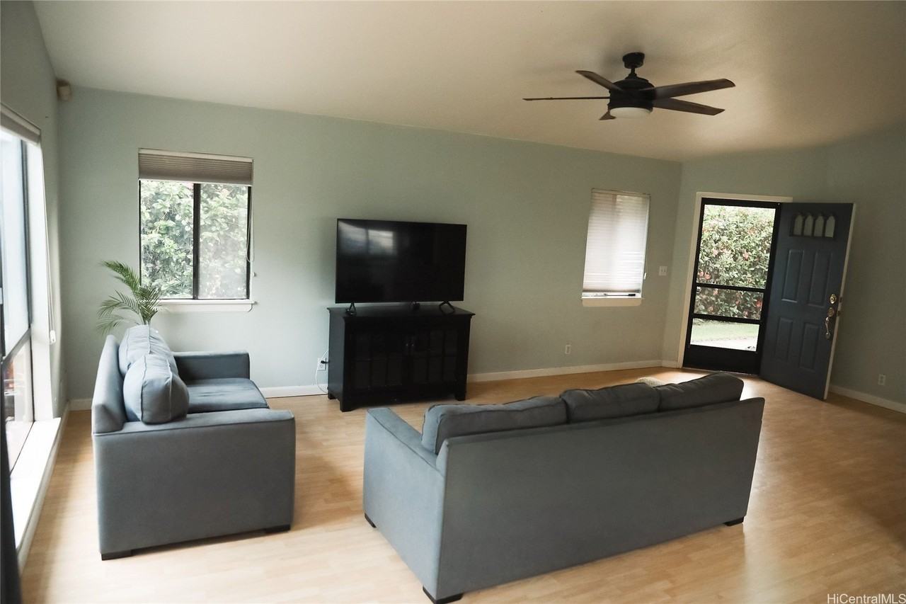 91-231 Wahane Pl - Photo 2 of 17