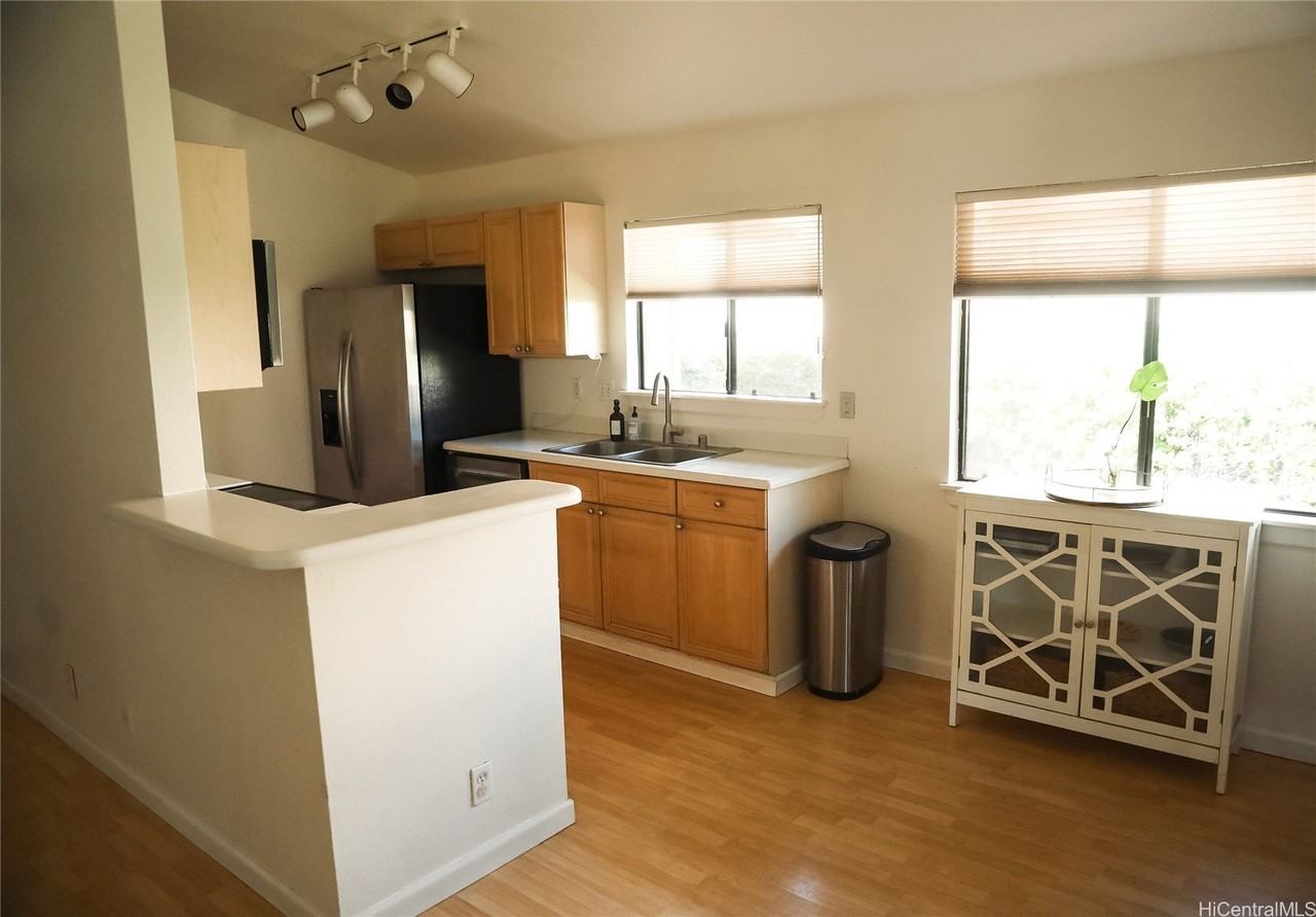 91-231 Wahane Pl - Photo 5 of 17