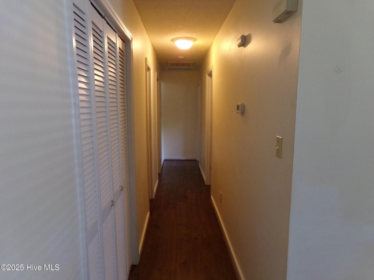 425 Rams Rd - Photo 6 of 25