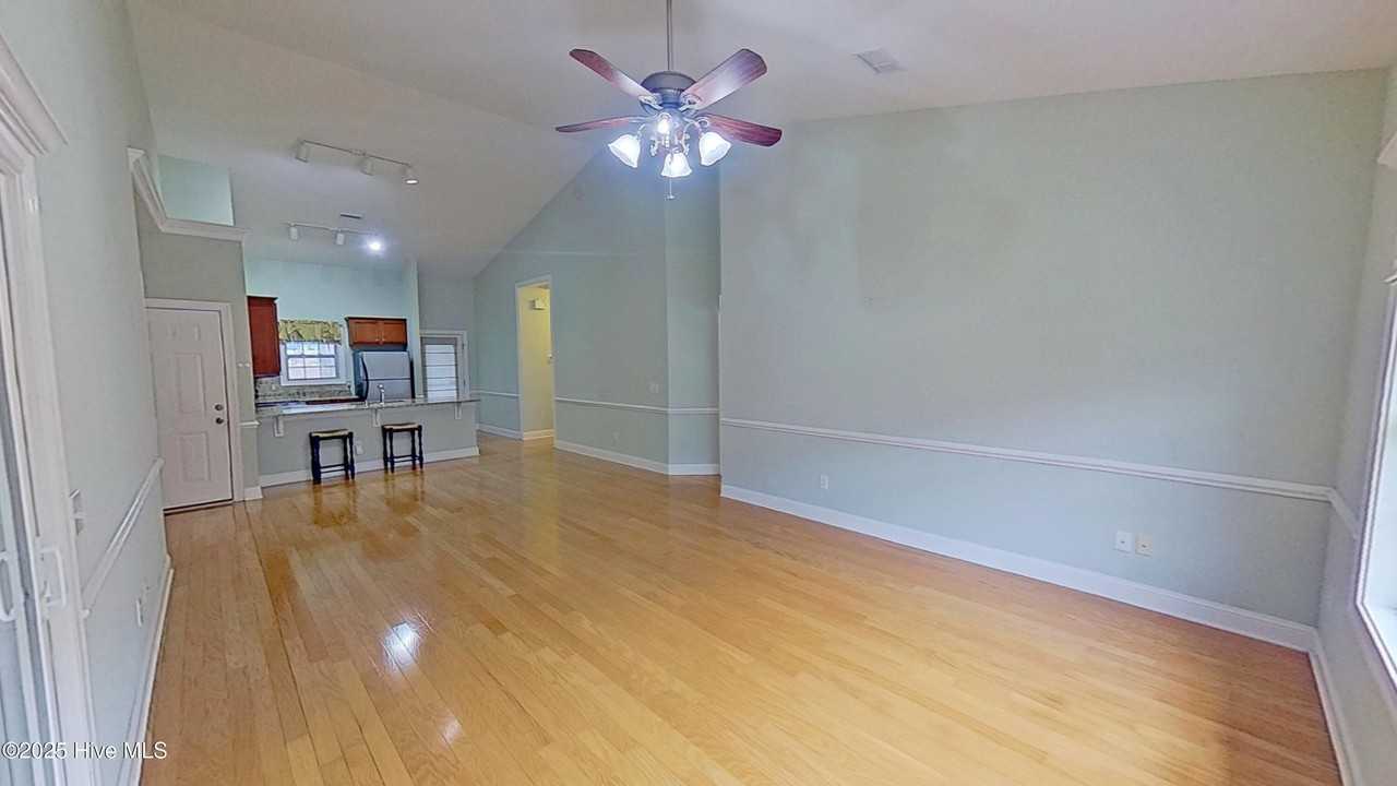 443 Lightning Whelk Way - Photo 4 of 28