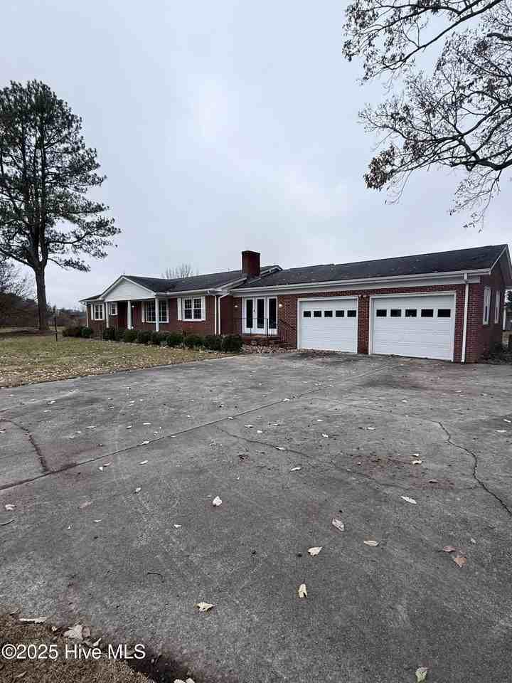 5110 Dickinson Avenue