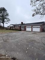 featured image of 5110 Dickinson Avenue