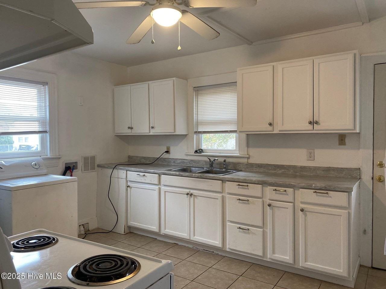 1502 E 4th St Unit 1504 #1504 - Photo 6 of 11