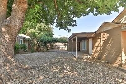 2517 33rd Street - Photo 6 of 50