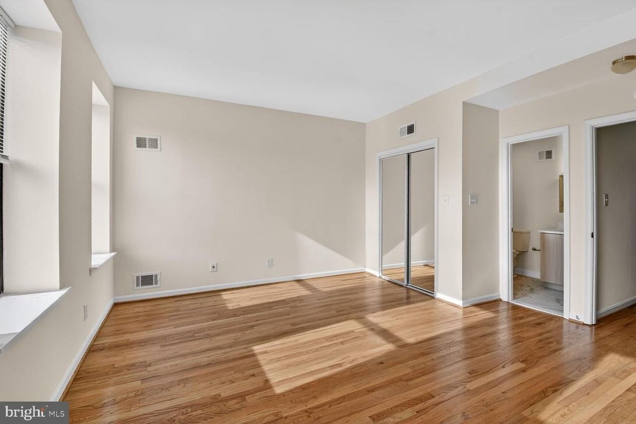 1729 U Street Northwest - Photo 6 of 14