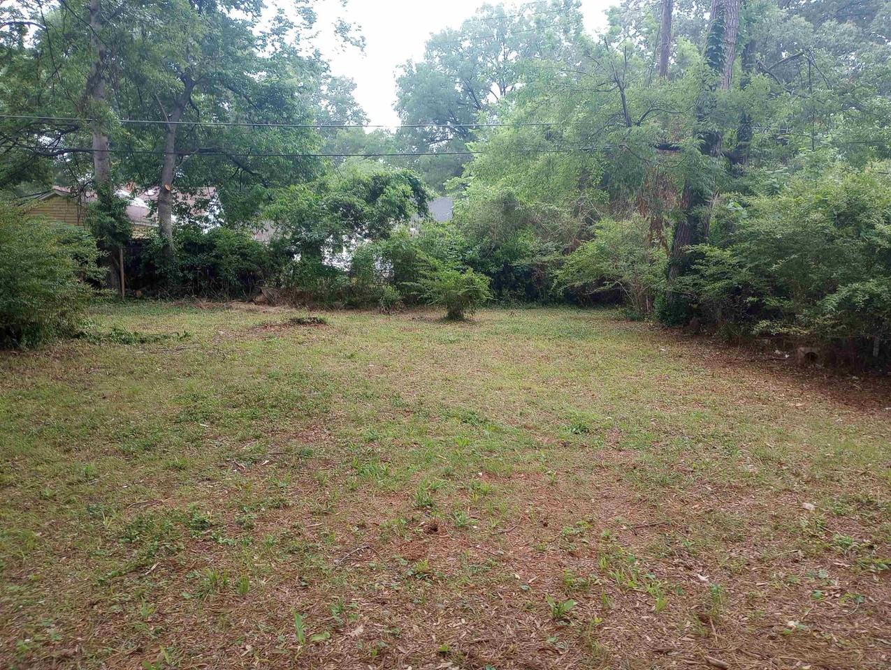 3812 Rhodes Ave - Photo 2 of 12