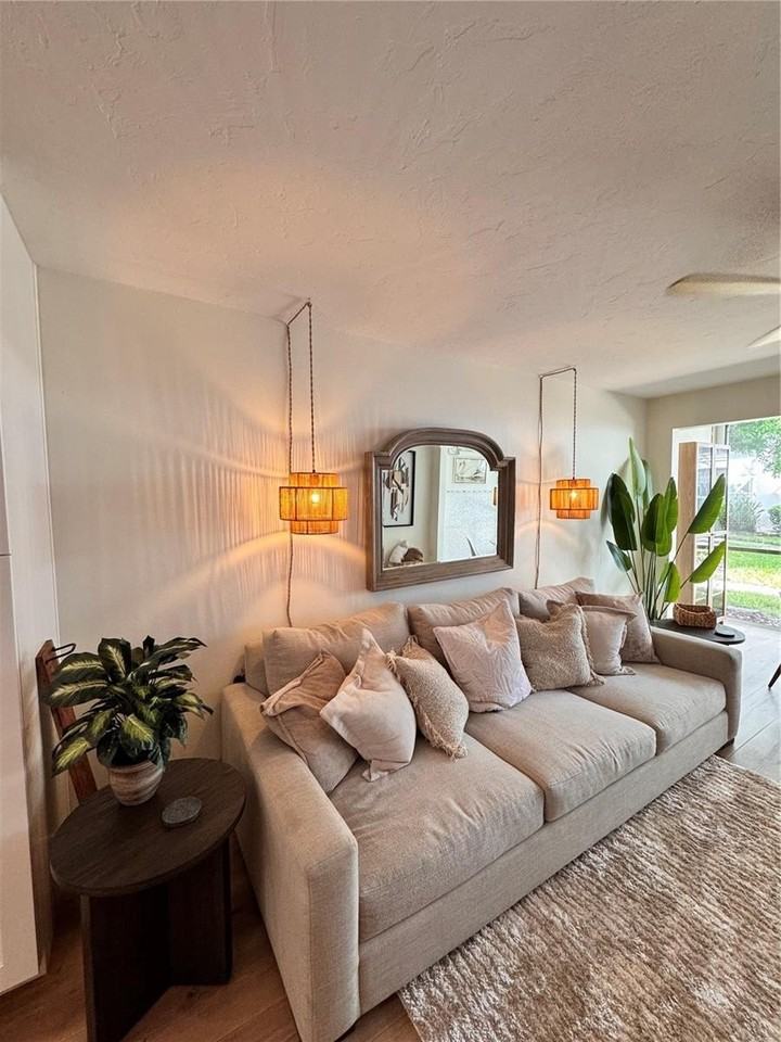 5623 Midnight Pass Rd #615 - Photo 6 of 21