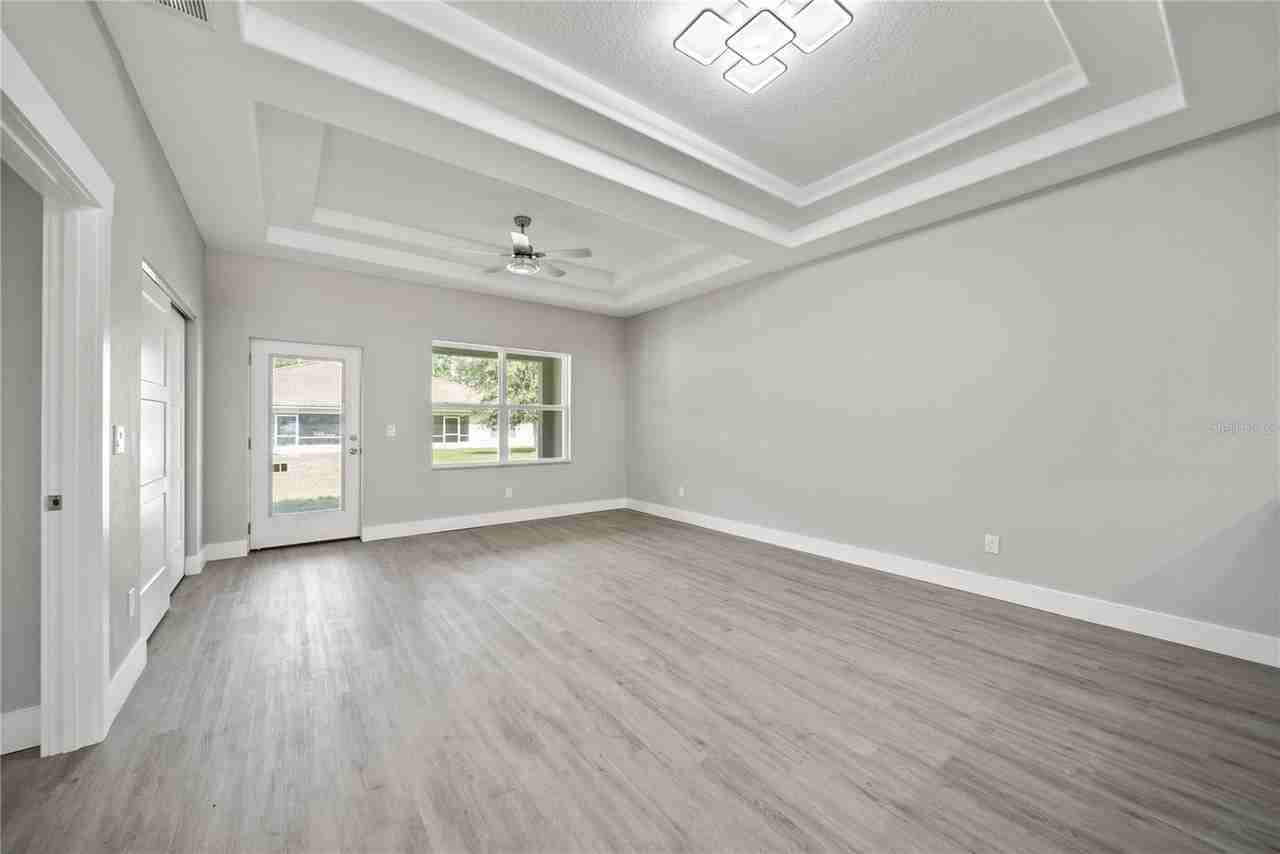 89 Wheatfield Drive #B - Photo 5 of 21