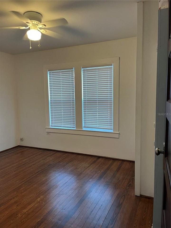 302 W Wall St - Photo 5 of 37