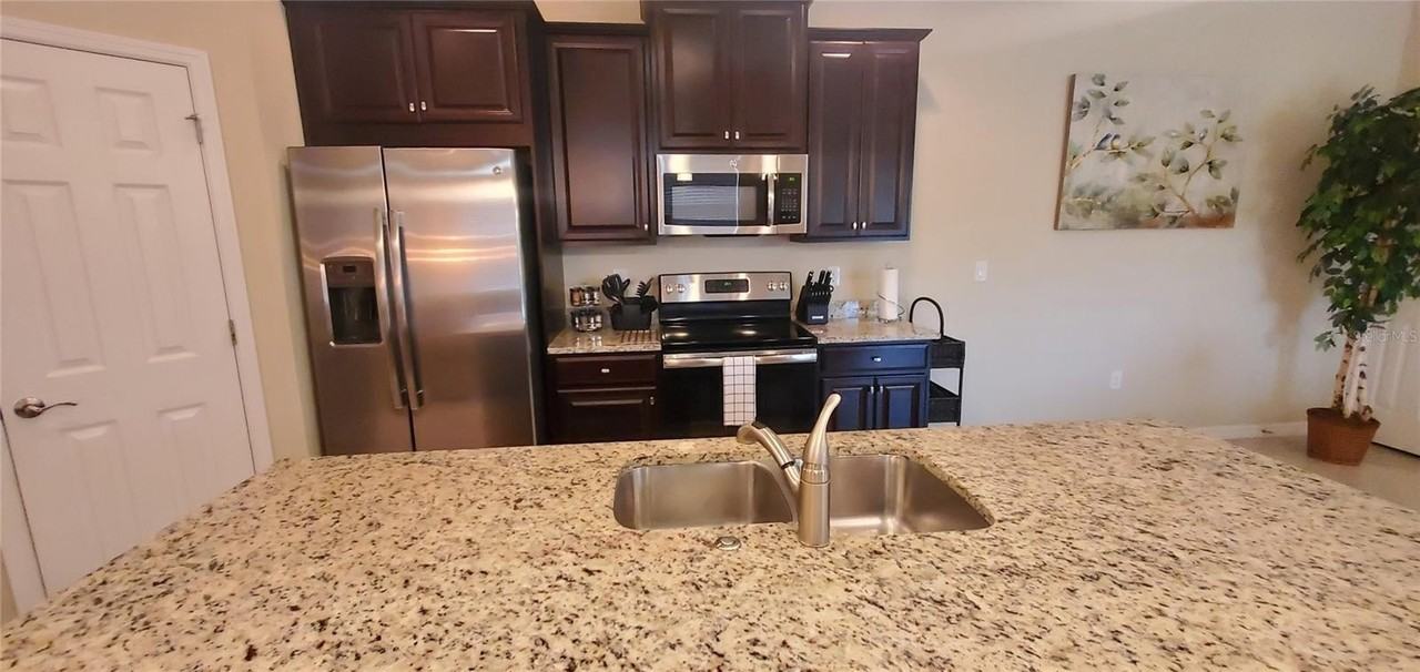 4243 Expedition Way #4243 - Photo 5 of 48