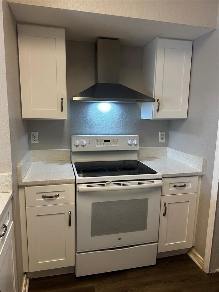 2314 Mid Town Ter #1125 - Photo 5 of 27