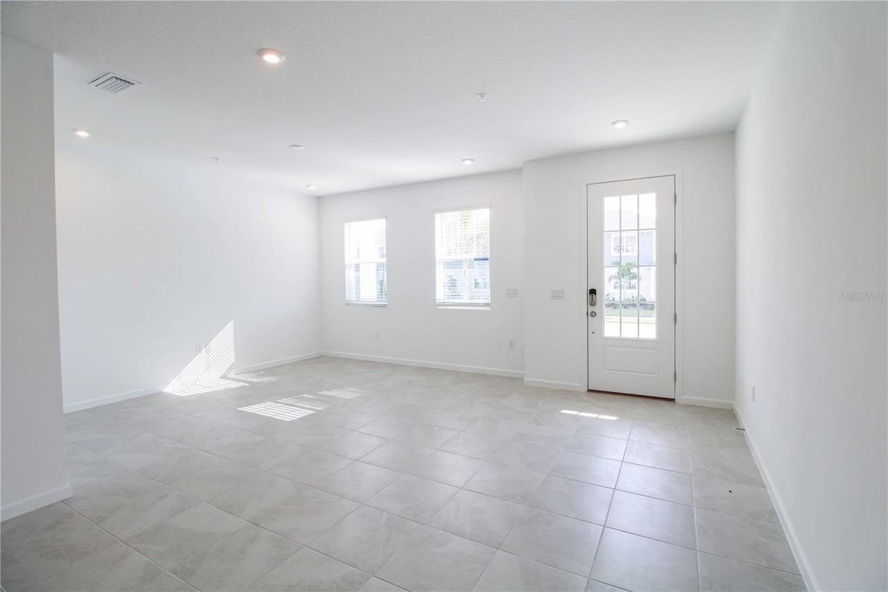 3251 Gardenia Reserve St - Photo 2 of 25