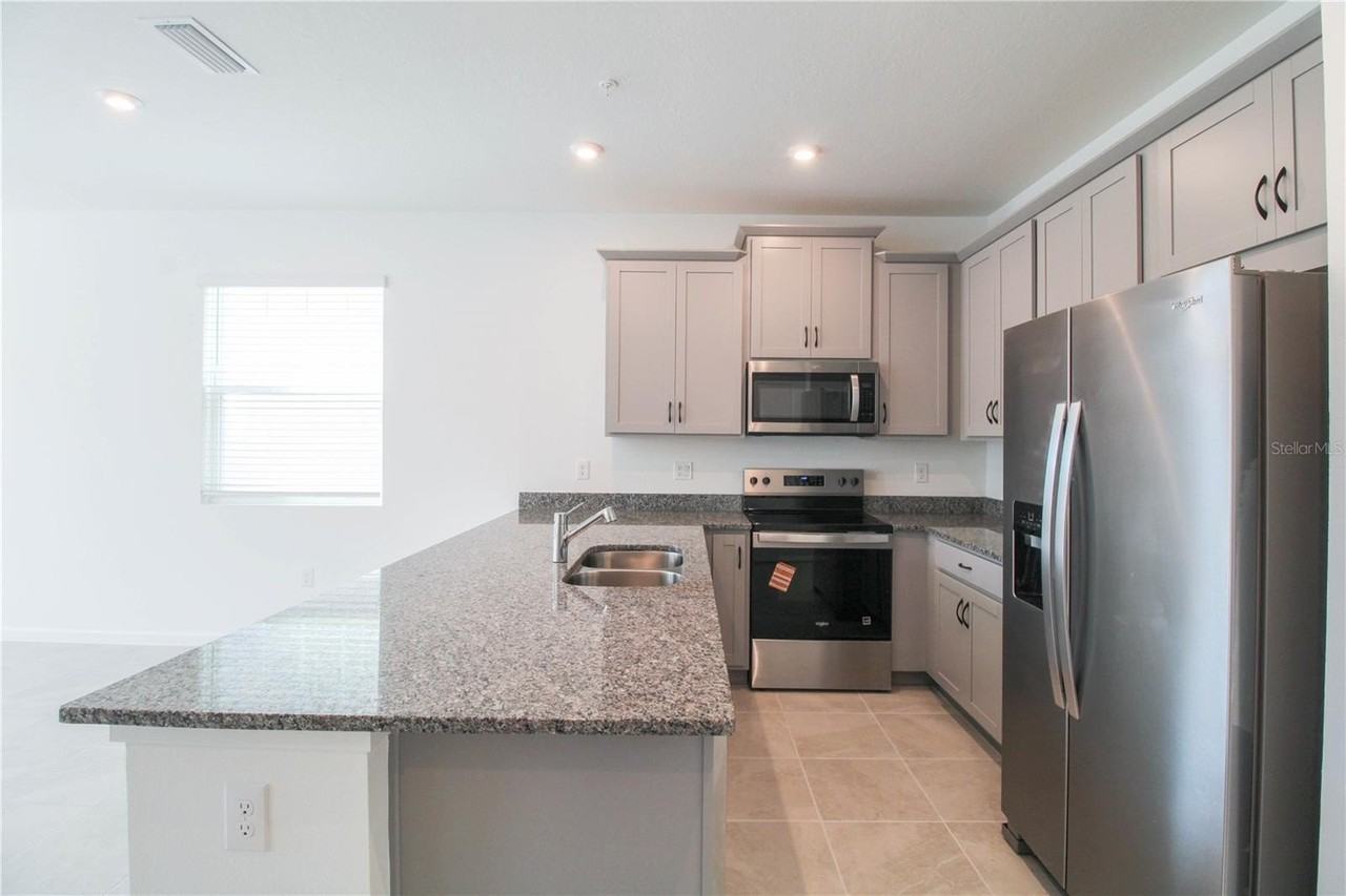 3251 Gardenia Reserve St - Photo 6 of 25