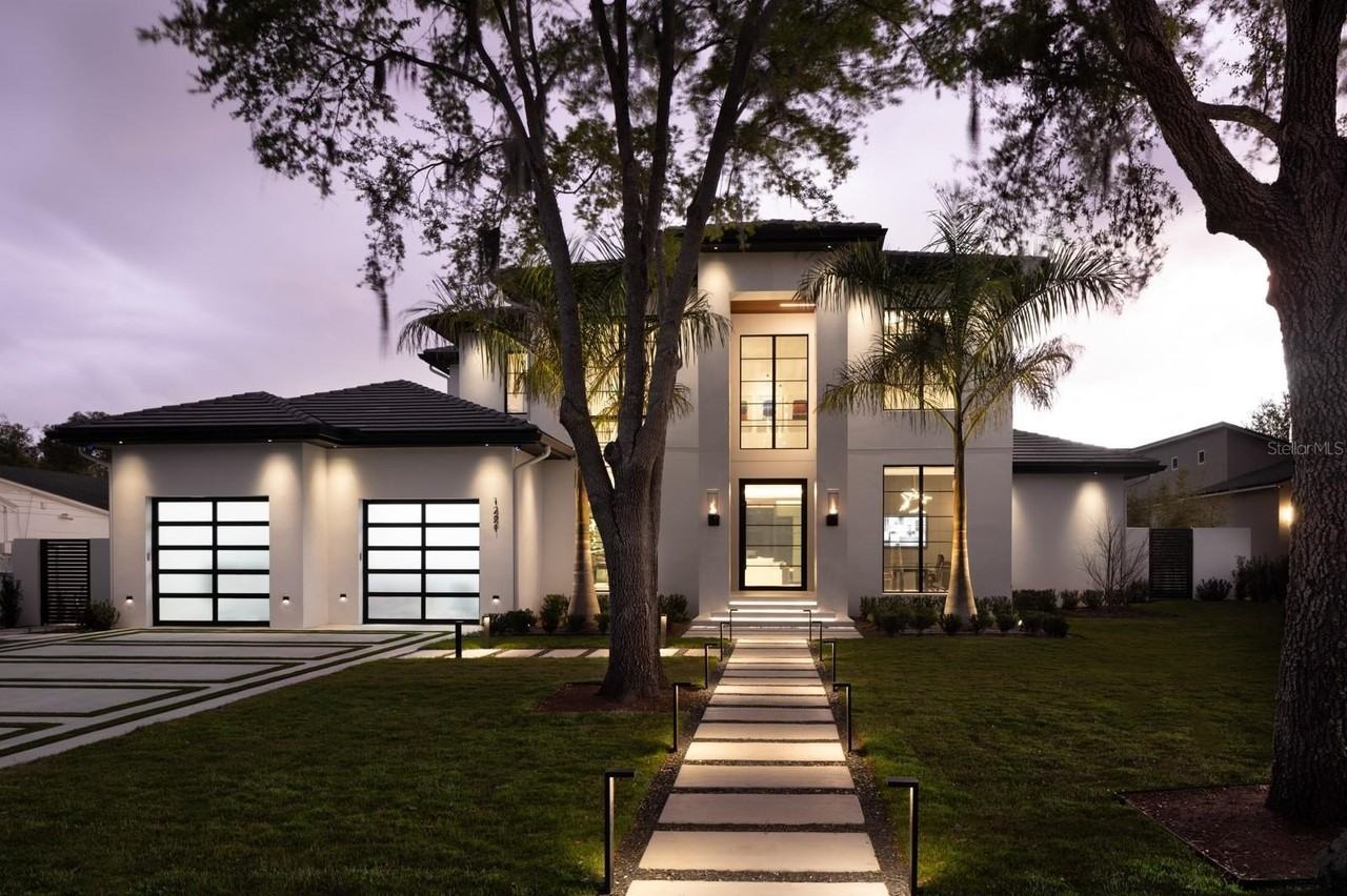 1221 Richmond Rd - Photo 5 of 43