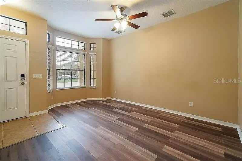 6001 Scotchwood Gln #27 - Photo 4 of 21