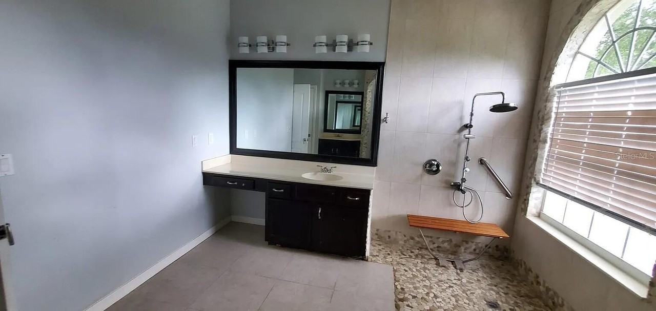 1 Roseberry Ct - Photo 7 of 17