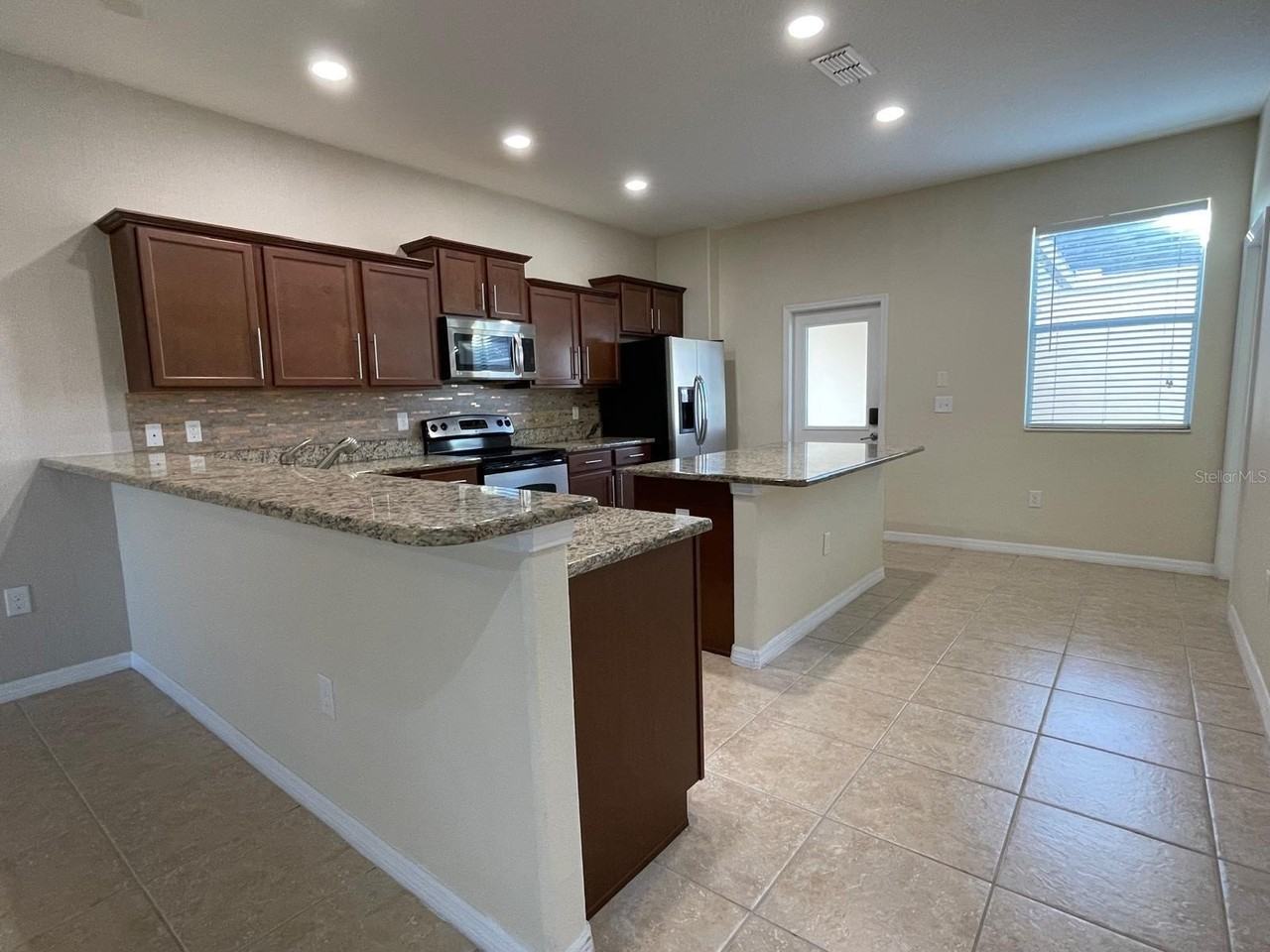 9008 Savannah Magnolia Ln - Photo 5 of 24