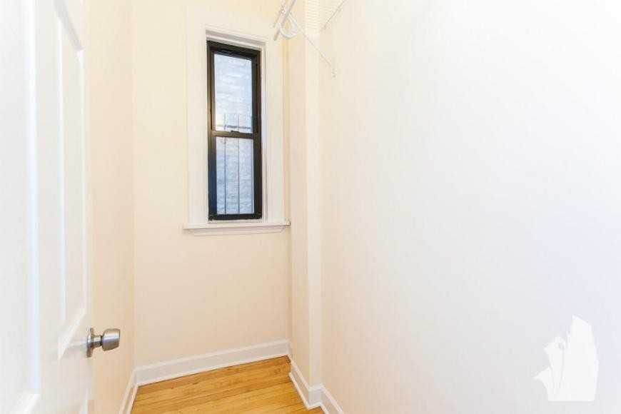 2134 W Concord Pl - Photo 2 of 10