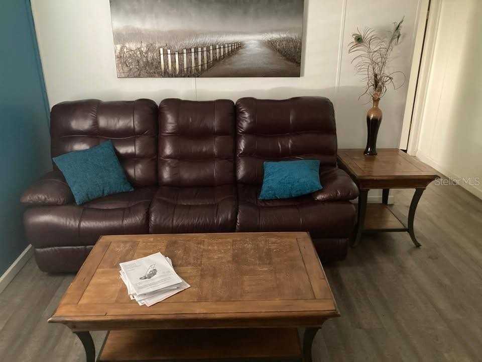 429 Heron Holw - Photo 7 of 26