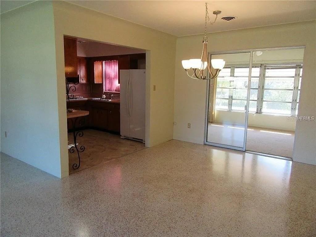 5800 21st Ave S - Photo 4 of 28