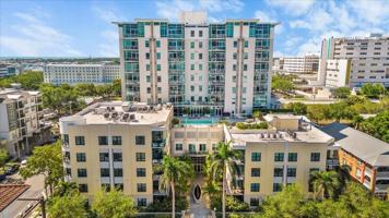 featured image of 400 4th Ave S #1008