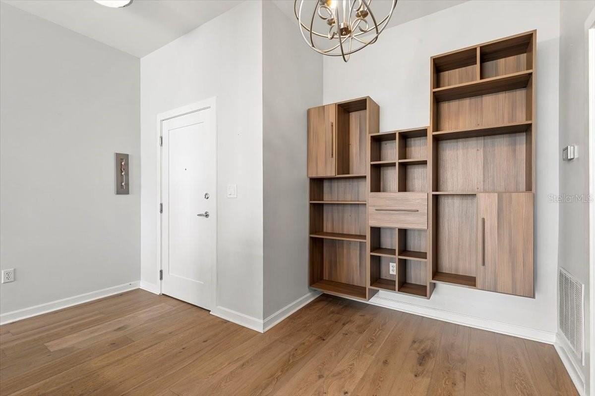 400 4th Ave S #1008 - Photo 3 of 37