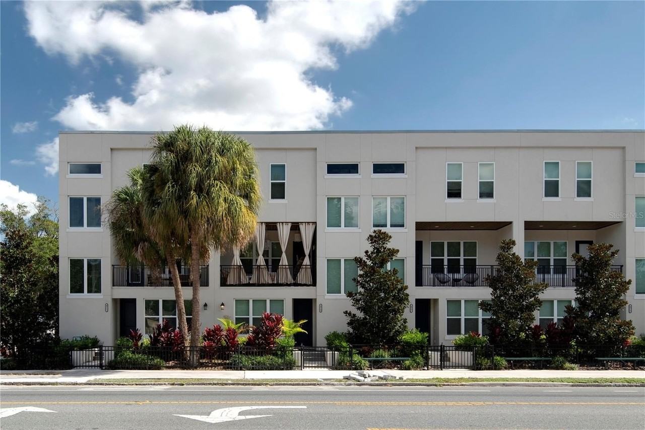 4919 North Nebraska Avenue - Photo 2 of 33