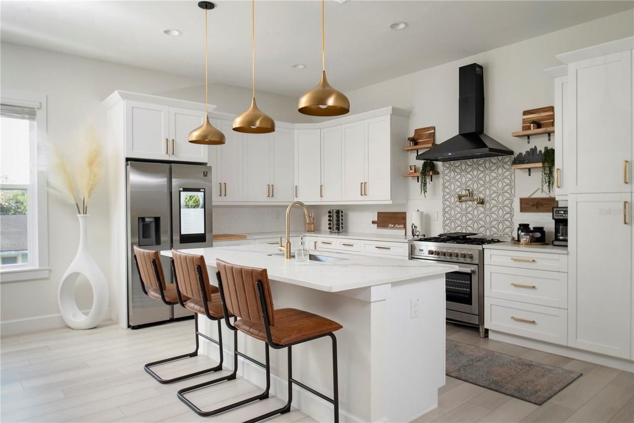 4919 North Nebraska Avenue - Photo 3 of 33