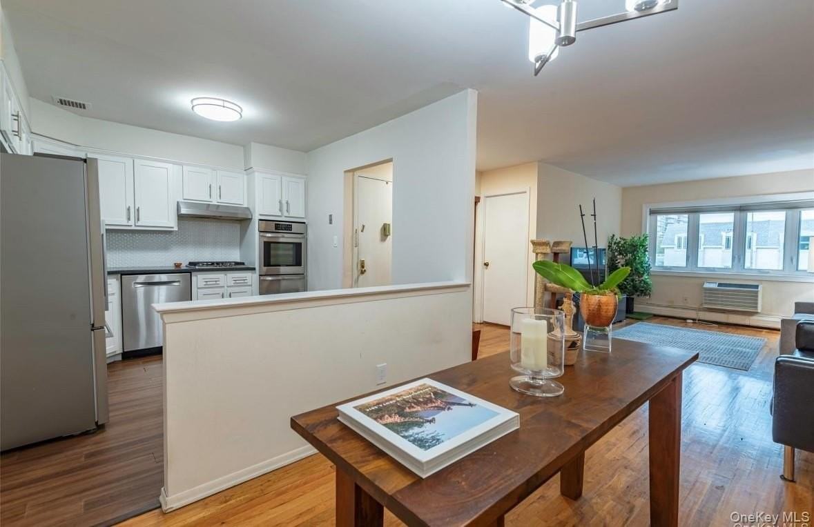 1816 Bell Blvd Unit 3 #3 - Photo 3 of 12