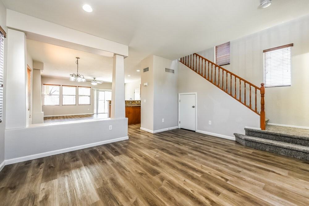 3029 W Via Perugia - Photo 5 of 17