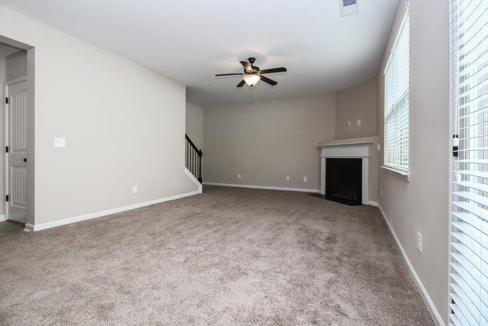 3858 Humber Ct - Photo 2 of 24