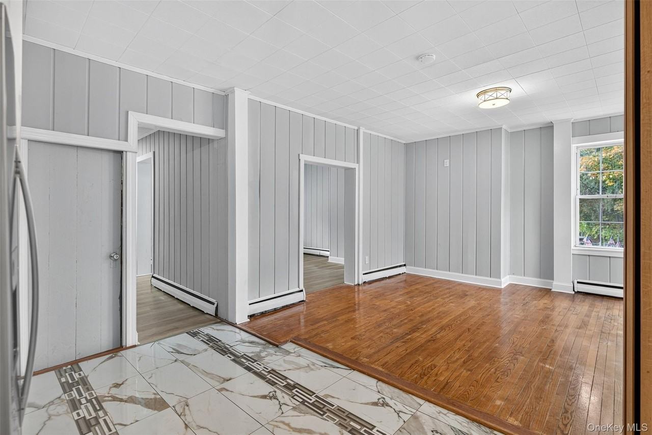 95 Market St - Photo 7 of 15