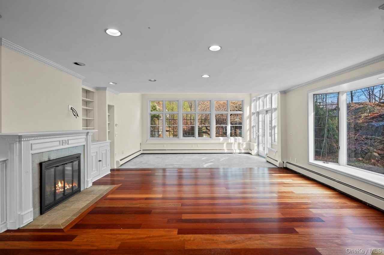 82 Shingle House Rd - Photo 6 of 50