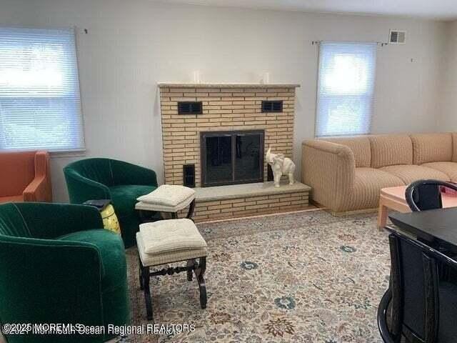 503 Wildwood Rd - Photo 2 of 12