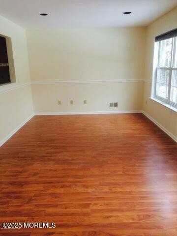 1079 Roseberry Ct - Photo 5 of 11