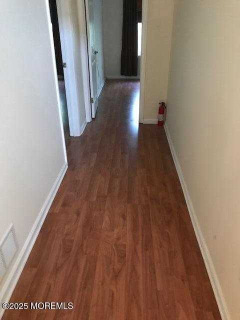 1079 Roseberry Ct - Photo 7 of 11