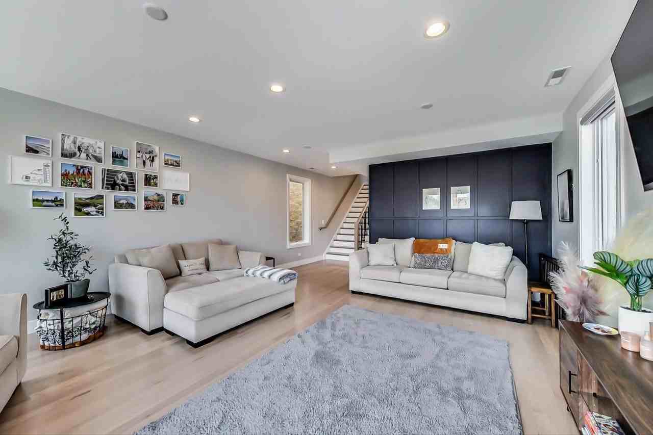 2429 West Augusta Boulevard #3 - Photo 4 of 24