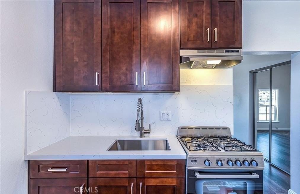 3644 Van Buren Blvd - Photo 3 of 10