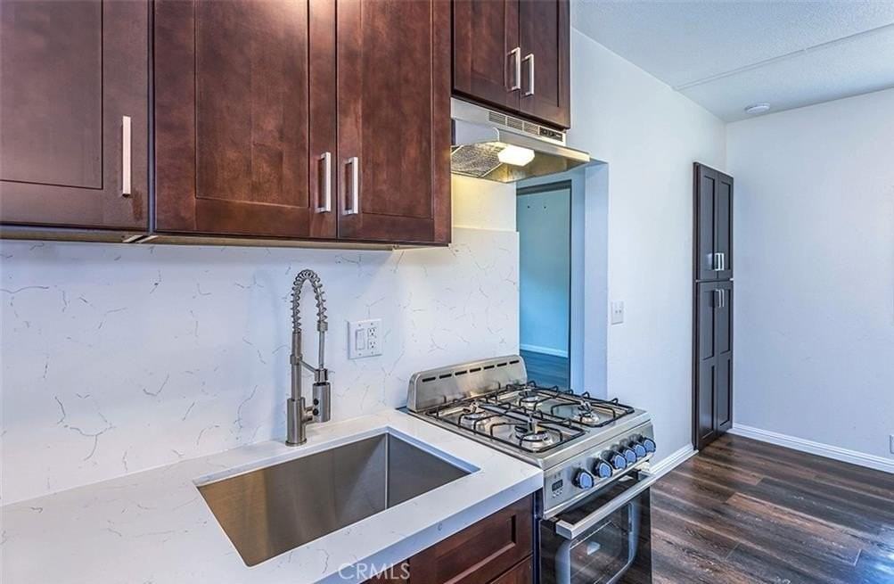 3644 Van Buren Blvd - Photo 4 of 10