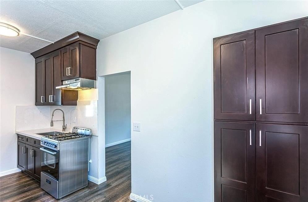 3644 Van Buren Blvd - Photo 5 of 10