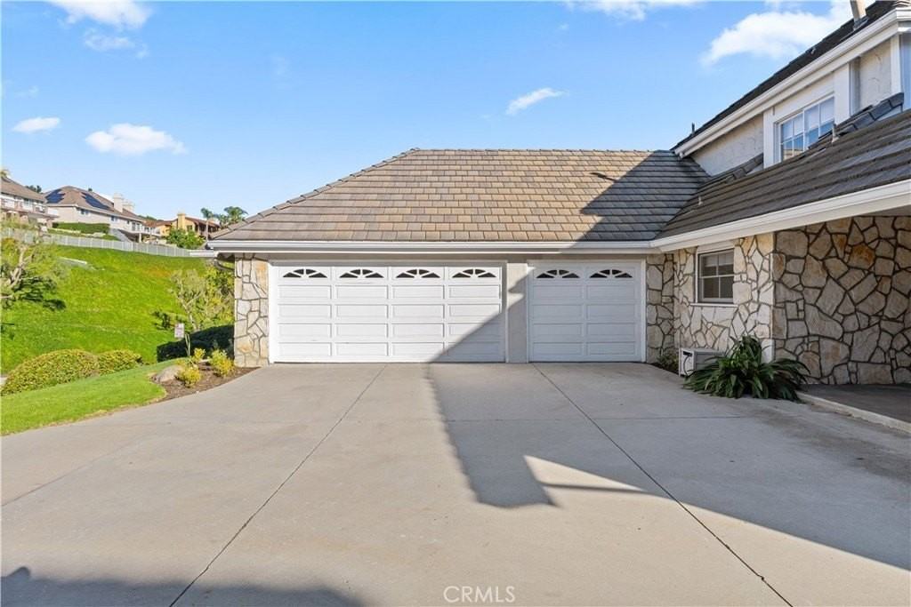 3940 E Summitridge Ln - Photo 3 of 50