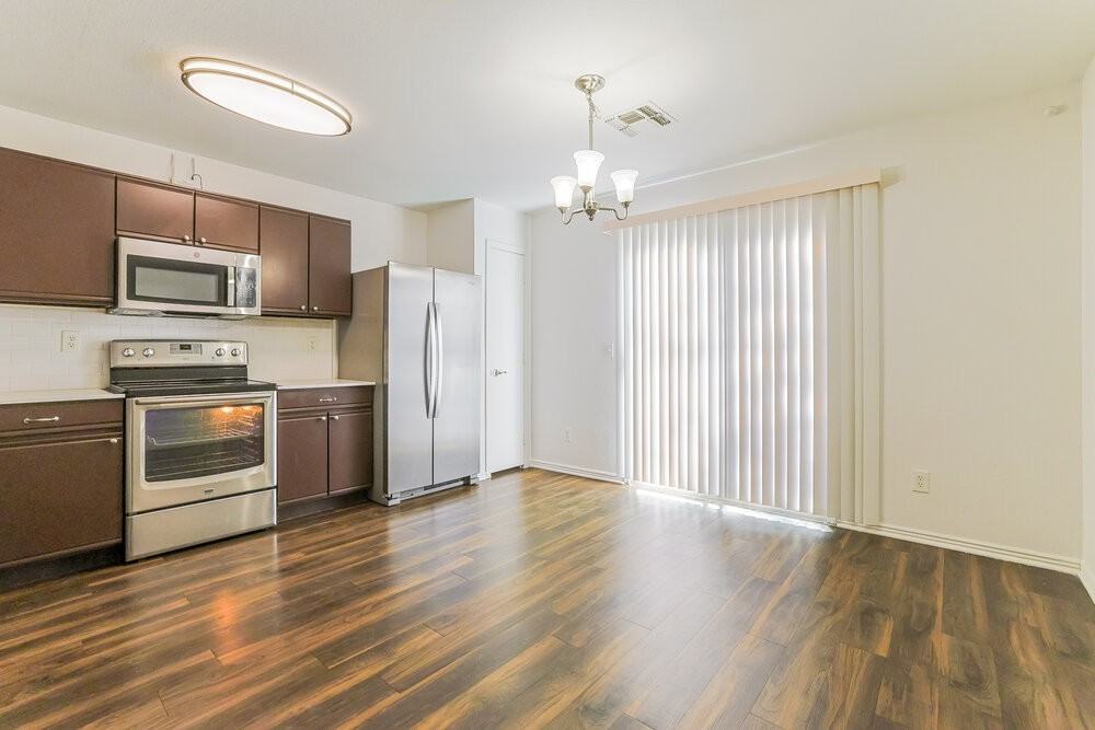 8505 E Meseto Ave - Photo 5 of 16