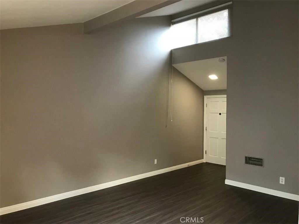 5945 Armaga Spring Rd #B - Photo 3 of 9