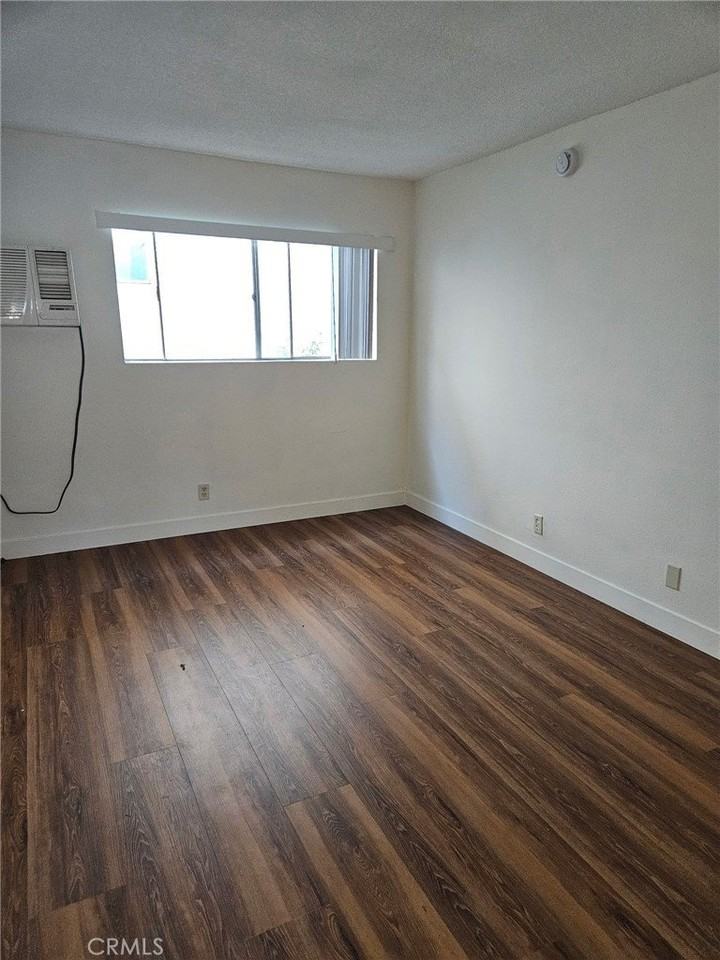 7011 Vassar Avenue #9 - Photo 7 of 12