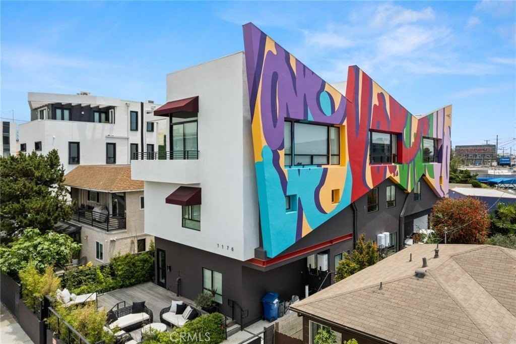 1176 Nelrose Avenue #C