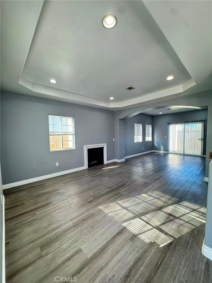 1433 S Gibbs St - Photo 2 of 16