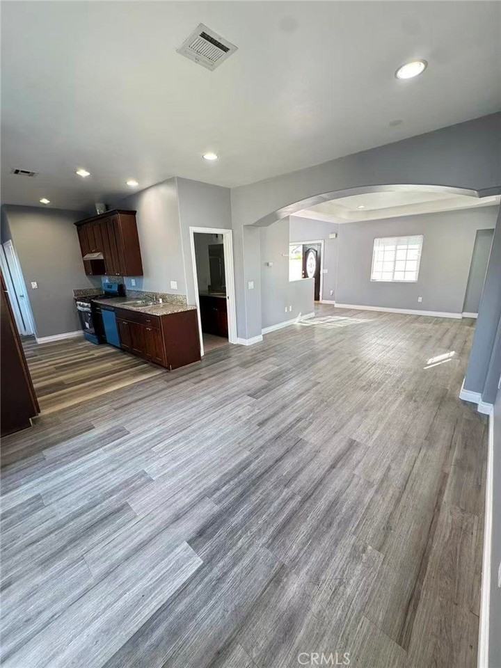 1433 S Gibbs St - Photo 3 of 16