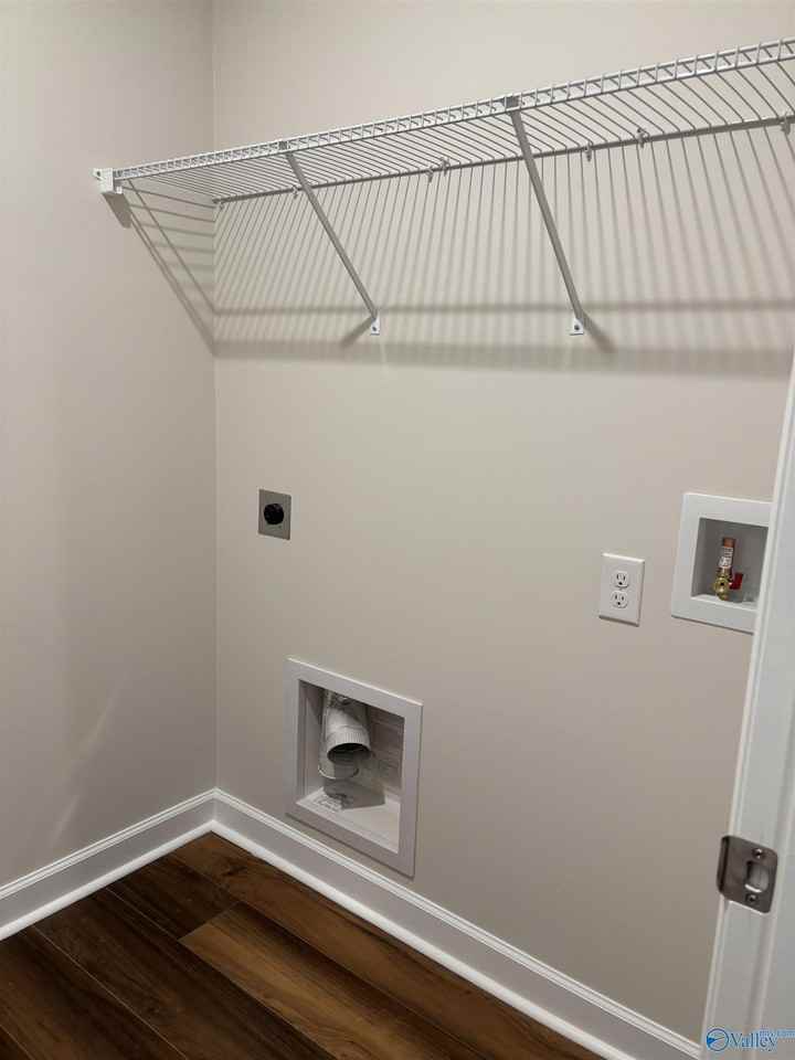 16576 Jamilynn Dr - Photo 4 of 12